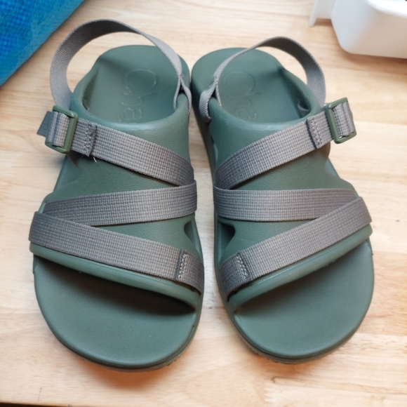 Chaco Mens Strappy Green Lightweight Sandals 9 - Picture 2 of 7